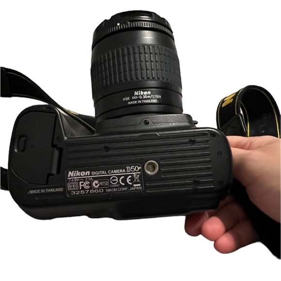 S*I様 Nikon D50 レンズ付き 動作確認済み ニコン（Nikon） Nikon D50